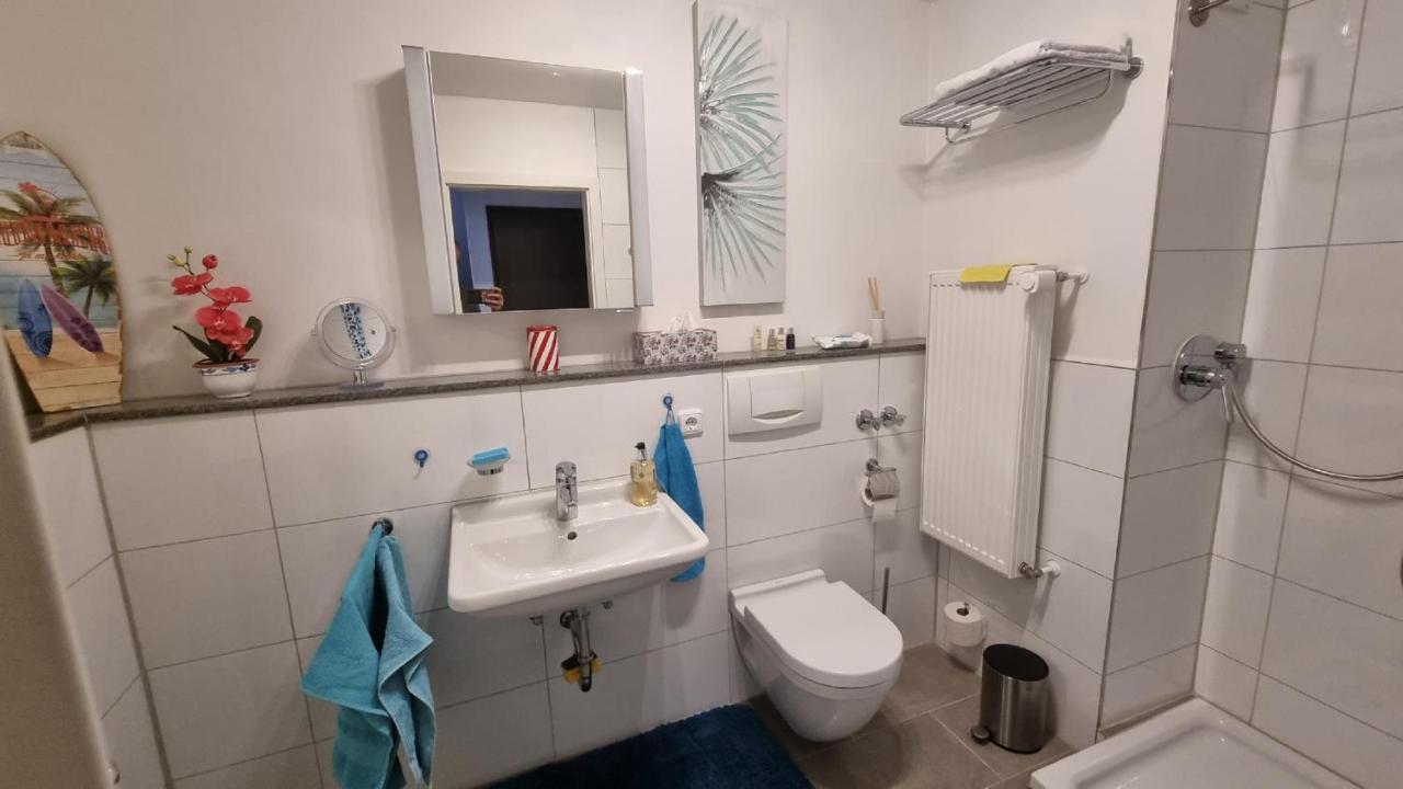 Ferienzimmer Bei Thomas - Gemuetliches Schlaf- Und Wohnzimmer Mit Modernem Bad Ulm Zewnętrze zdjęcie